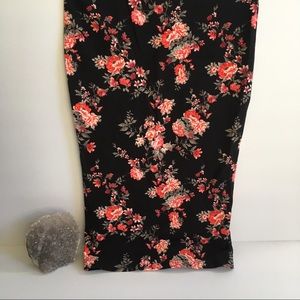 Floral midi pencil skirt